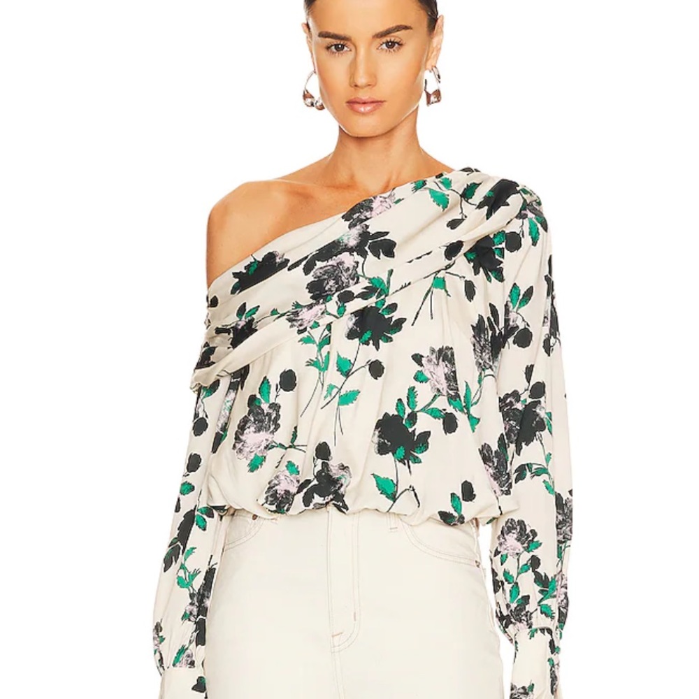 Potter Printed Top in Ivory Combo
Free People. Size xsmall NWT